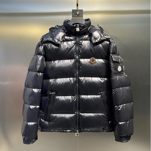 ブラックダウン レザーロゴパッチ 秋冬高級感 モンクレール スーパーコピージャケット 大人気 MONCLER