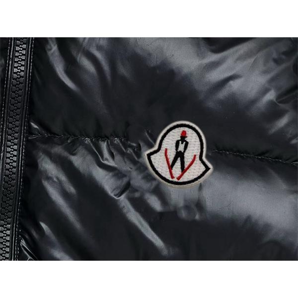 ブラック光沢ダウン 個性ロゴ 秋冬アクティブ モンクレール MONCLER 偽物ジャケット アウトドア