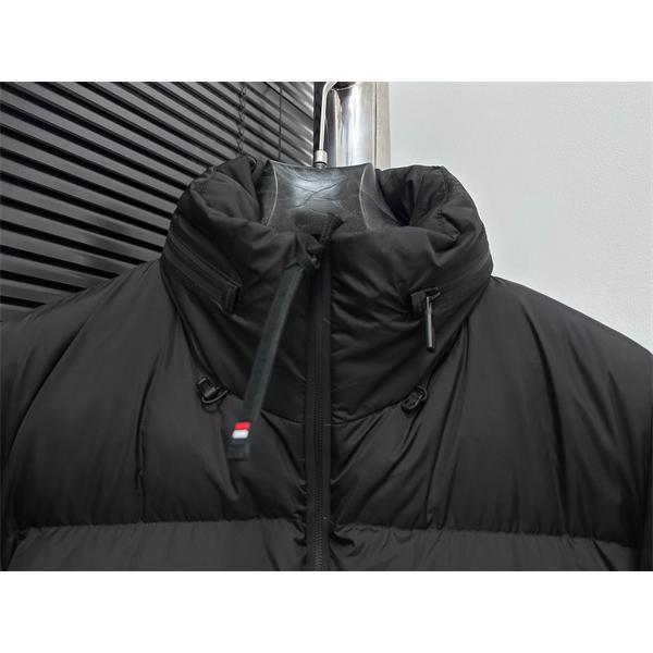 ブラック ストリート MONCLER ダウン 秋冬トレンド先行 モンクレール 高品質 コピージャケット トレンディ