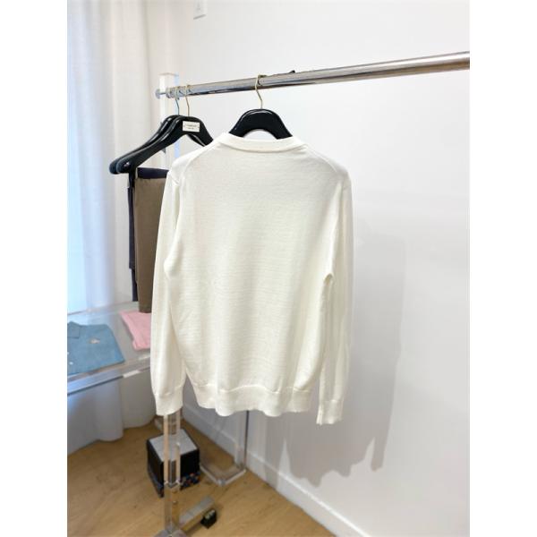 ブラック 円領 セーター プラダ PRADA スーパーコピー 2025秋冬高級 洗練 季節限定モデル