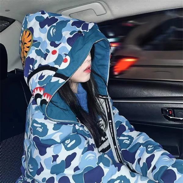BAPE コピー 秋冬 復古 定番 グレー カモフラージュ シャーク 連帽 ジップアップ ベイプ
