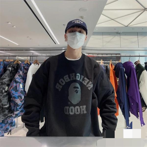 BAPE コピー 秋冬ストリートコラボスタイル 定番 ブラック コラボ 猿人 スウェット ベイプ