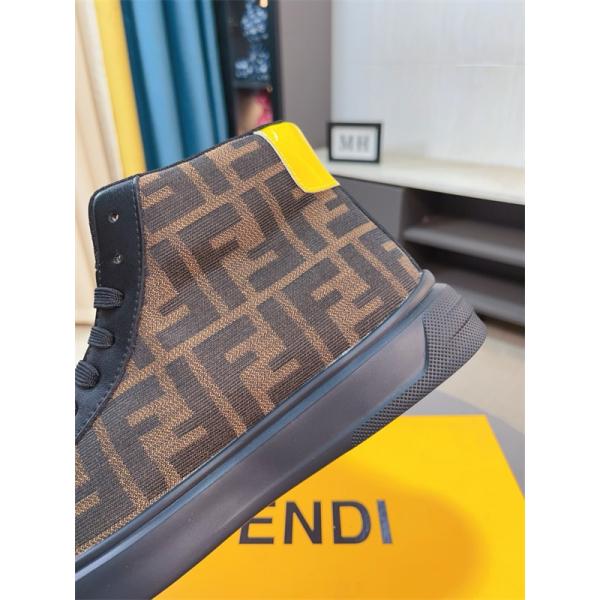 FENDI フェンディ 激安 メンズ ハイカット スニーカー FF柄 レザー シューズ カジュアル 人気 モデル おしゃれ 高級感