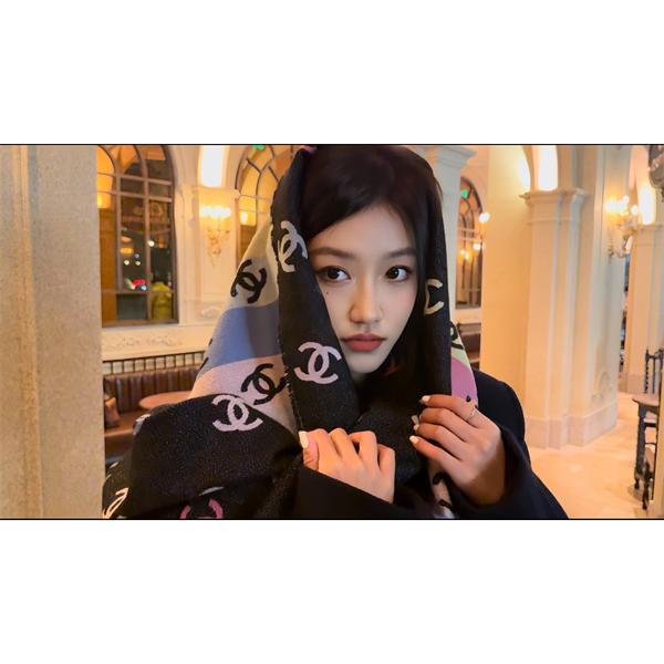 CHANEL シャネル　2025秋冬新作 マルチCCロゴ 大判ストール／マフラー ブラック系