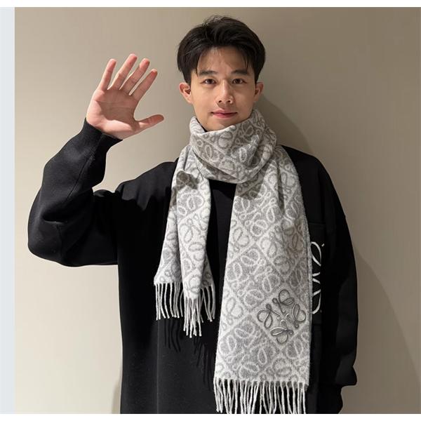 オシャレ❤ロエベマフラースーパーコピーLOEWE新作秋冬トレンドプレゼント最適180cm*38cm