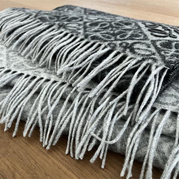 オシャレ❤ロエベマフラースーパーコピーLOEWE新作秋冬トレンドプレゼント最適180cm*38cm