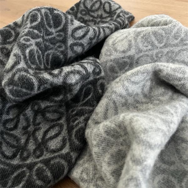 オシャレ❤ロエベマフラースーパーコピーLOEWE新作秋冬トレンドプレゼント最適180cm*38cm