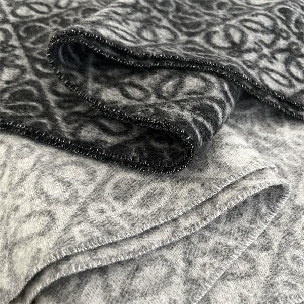 オシャレ❤ロエベマフラースーパーコピーLOEWE新作秋冬トレンドプレゼント最適180cm*38cm