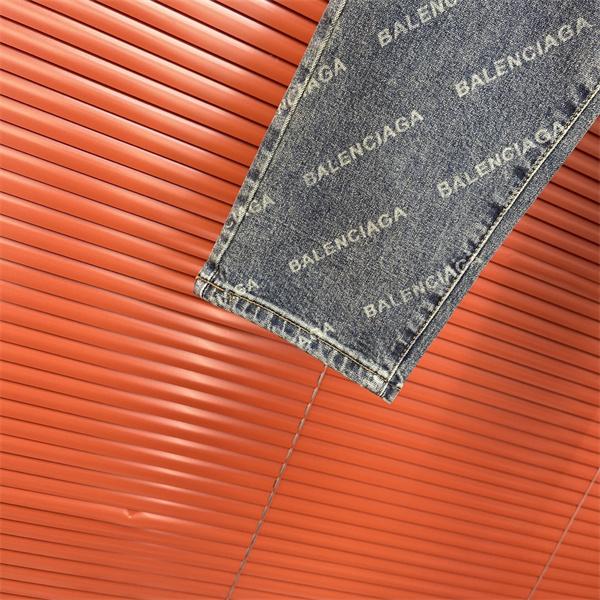 男女OK新作❤BALENCIAGA バレンシアガジーンズコピー秋冬オシャレコーディネート