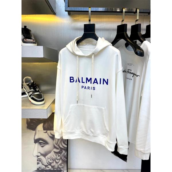  BALMAIN 偽物 秋冬 ストリートシャープ トレンディ ホワイト 連帽 大字母プリント スウェット バルマン