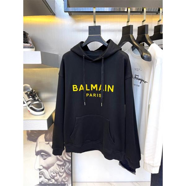 BALMAIN 偽物 秋冬 ストリートシャープ トレンディ ホワイト 連帽 大字母プリント スウェット バルマン
