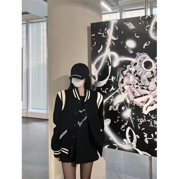 ホワイト カップル款 ベースボールジャケット バルマン BALMAIN コピー 秋冬 スタイル 定番