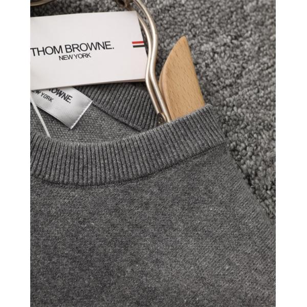 グレー × ブラック 2 色 白鳥柄 四条纹袖 円领 セーター トムブラウン Thom Browne コピー 秋冬可愛い 定番