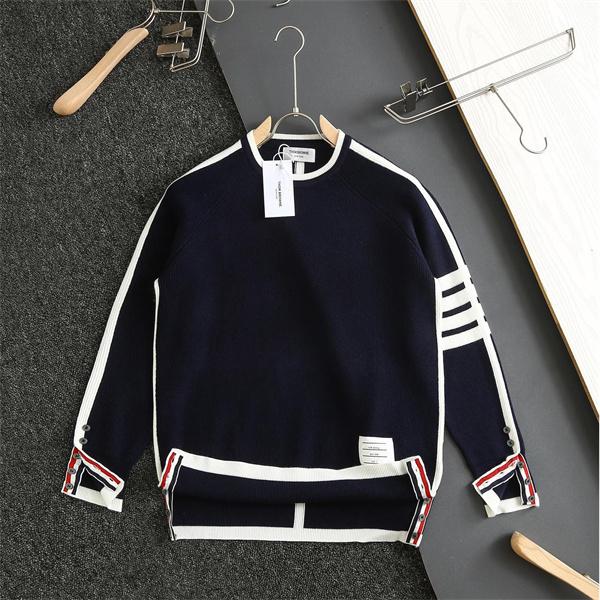 トムブラウン Thom Browne スーパーコピー 2025秋冬高級感 注目 人気 ネイビー 白边装饰 季節限定 円领 セーター 