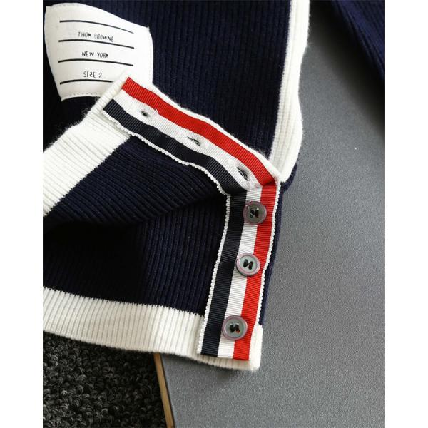 トムブラウン Thom Browne スーパーコピー 2025秋冬高級感 注目 人気 ネイビー 白边装饰 季節限定 円领 セーター 