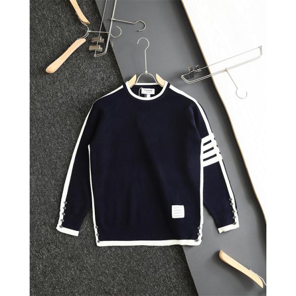 トムブラウン Thom Browne スーパーコピー 2025秋冬高級感 注目 人気 ネイビー 白边装饰 季節限定 円领 セーター 