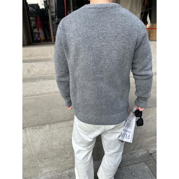 トムブラウン Thom Browne スーパーコピー 秋冬ふわふわ 人気 ネイビー ふわふわ 四条纹袖 円领 セーター 