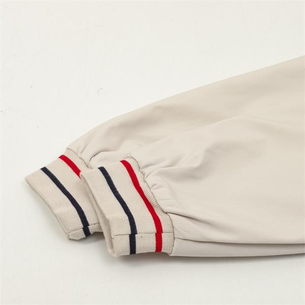 Thom Browne コピー 秋冬クリーン トレンド ベージュ クリーン 細条纹 ベースボールジャケット トムブラウン 