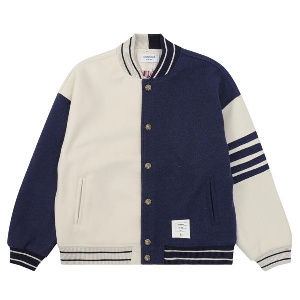 Thom Browne コピー 2025秋冬 人気 ベージュ × ネイビー シンメトリック ベースボールジャケット トムブラウン
