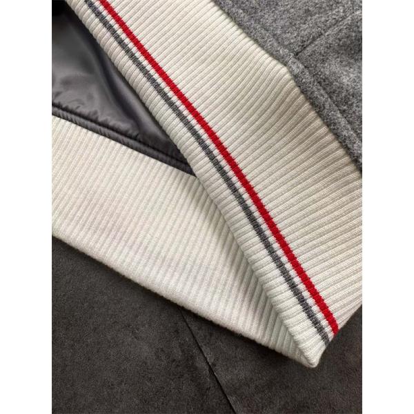 トムブラウン Thom Browne 偽物 秋冬キュート 話題 グレー × ホワイト 子犬刺繍 ベースボールジャケット 