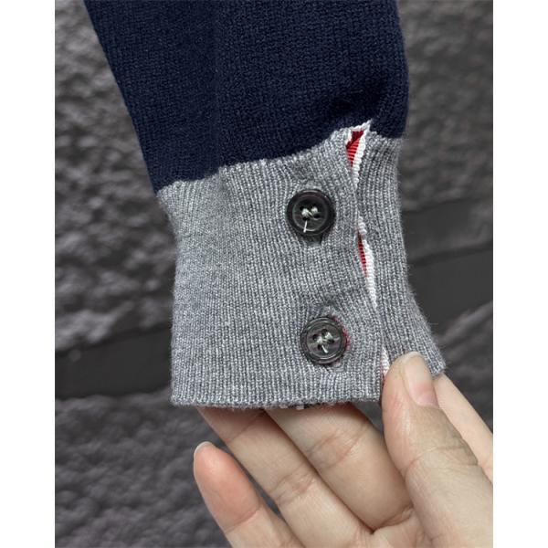 グレー × レッド × ネイビー 3 色 セーター トムブラウン Thom Browne コピー 秋冬カラフル 最新