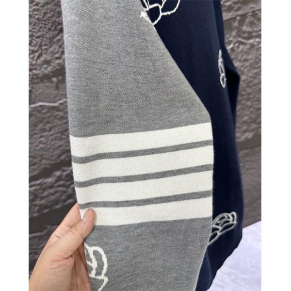 Thom Browne 偽物 秋冬ロマンティック 新作 ネイビー × グレー バラ刺繍  V 领 カーディガン トムブラウン