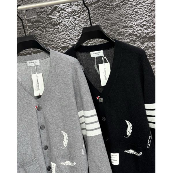 トムブラウン Thom Browne コピー 秋冬お洒落な 人気 グレー × ブラック 2 色 フェザー刺繍 カーディガン 