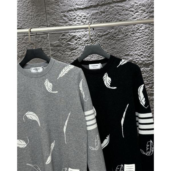 Thom Browne コピー 秋冬柔らかな トレンド グレー × ブラック 2 色 フェザー满印 セーター トムブラウン