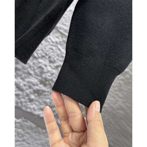 グレー × ブラック 2 色 セーター トムブラウン Thom Browne スーパーコピー 2025秋冬必須アイテム 注目