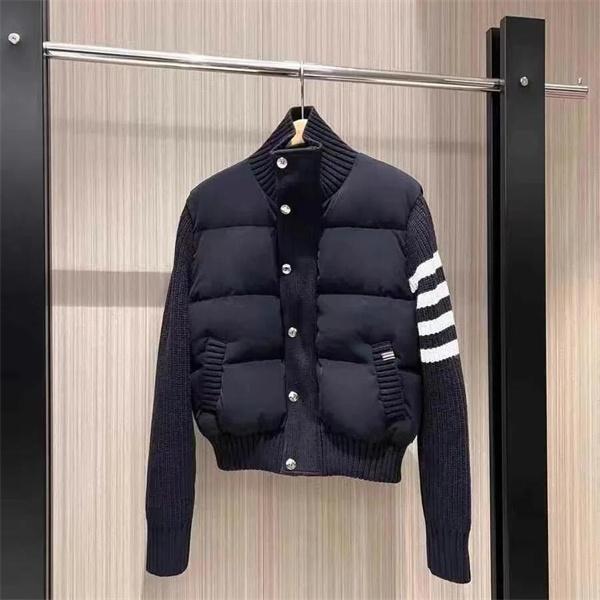 Thom Browne 偽物 秋冬コントラスト豊かな 定番 ネイビー ニット拼接 ダウンジャケット トムブラウン