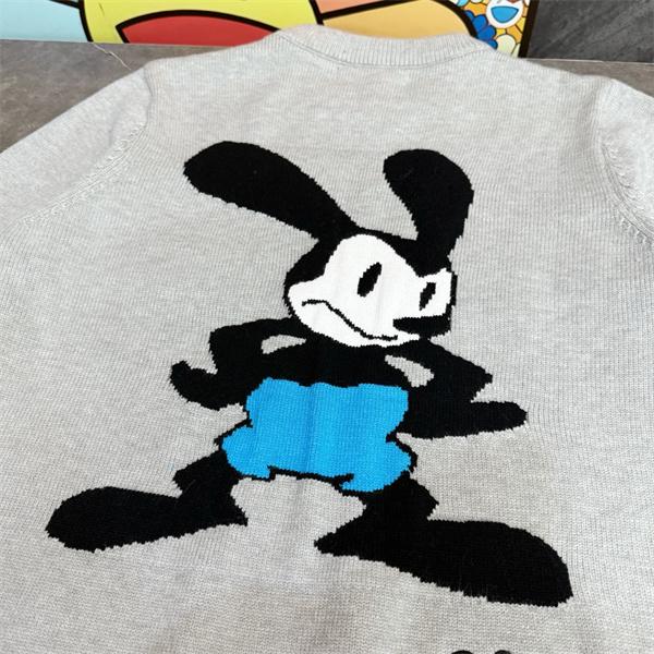 ライトグレー GIVENCHY コピー 秋冬柔らかで上品な 人気 ブラックロゴ 円领 ニット ジバンシー 