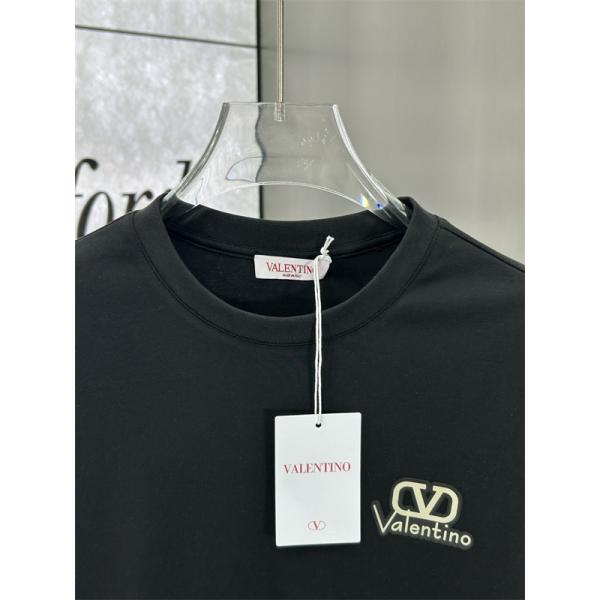 ヴァレンティーノ Valentino 偽物 2025秋冬必須 トレンド ホワイト × ブラック 2 色 V ロゴ 長袖 T シャツ 