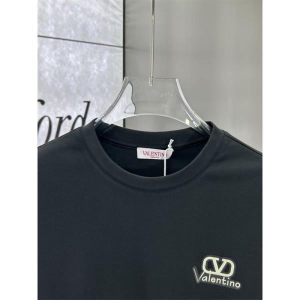 ヴァレンティーノ Valentino 偽物 2025秋冬必須 トレンド ホワイト × ブラック 2 色 V ロゴ 長袖 T シャツ 