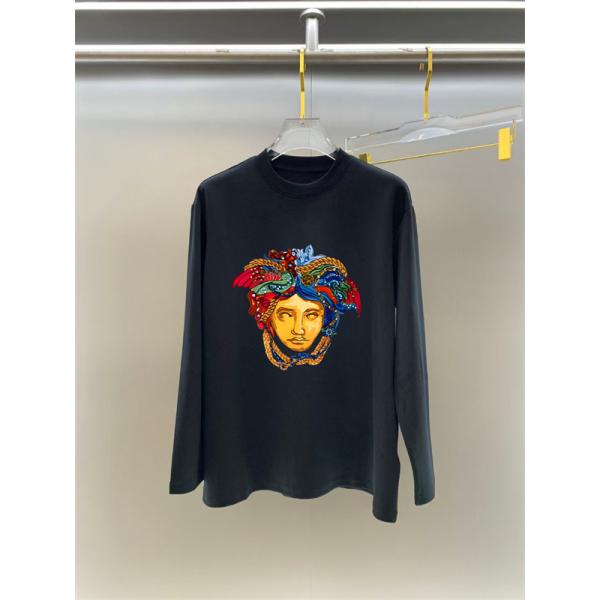 2025秋冬おすすめ 新作 ブラック × ホワイト カラフルメデューサ刺繍 長袖Tシャツ ヴェルサーチ VERSACE 偽物