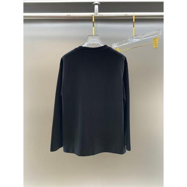 2025秋冬おすすめ 新作 ブラック × ホワイト カラフルメデューサ刺繍 長袖Tシャツ ヴェルサーチ VERSACE 偽物