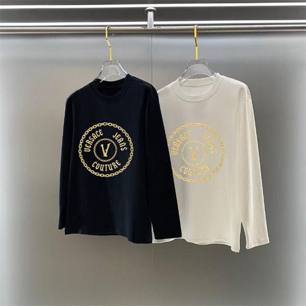 ヴェルサーチ VERSACE コピー 2025秋冬インディスペンサブル 伝統 ブラック × ホワイト ゴールド V 柄 長袖Tシャツ