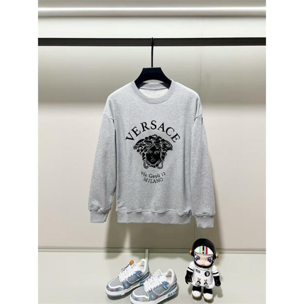 VERSACE スーパーコピー 2025秋冬ハイライト モード系 ブラック メデューサ パーカー ヴェルサーチ