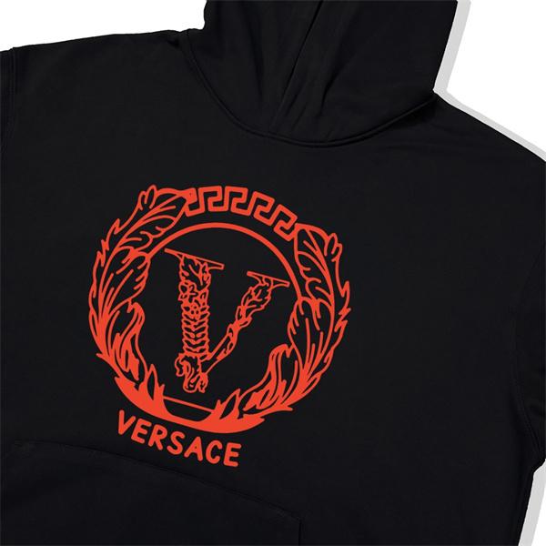 ブラック × ホワイト パーカー ヴェルサーチ VERSACE コピー 2025秋冬必須 人気限定 上質 売れ筋 