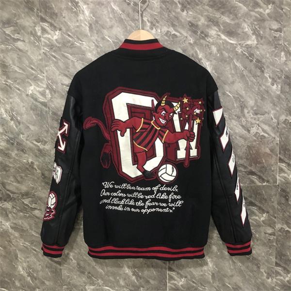 ブラック × レッド ベースボールジャケット Off-White コピー 2025秋冬注目スタイル 当店イチオシ オフホワイト