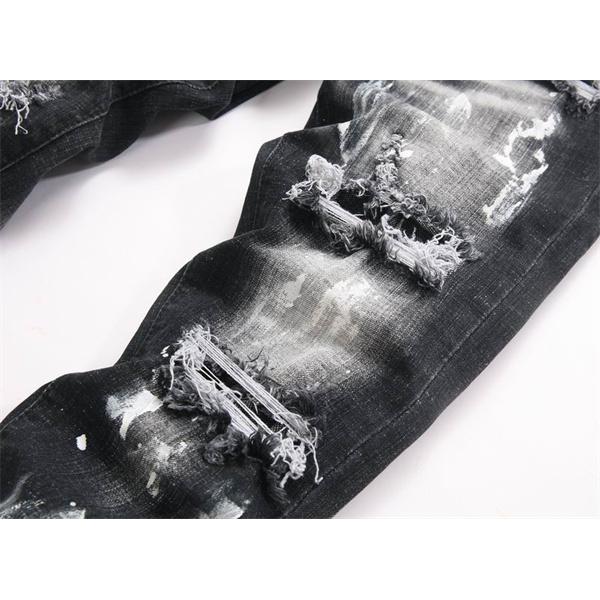 ディースクエアード ブラック × ホワイト ヴィンテージ風加工 ダメージ デニムパンツ 偽物  DSQUARED2 秋冬レトロムード 注目