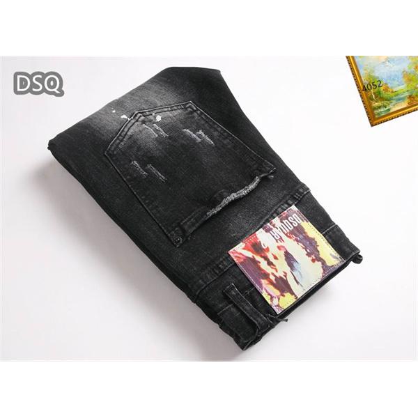  ディースクエアード ブラック 多種バッジ ダメージ デニムパンツ DSQUARED2 コピー 秋冬 ボリューム感ある 注目