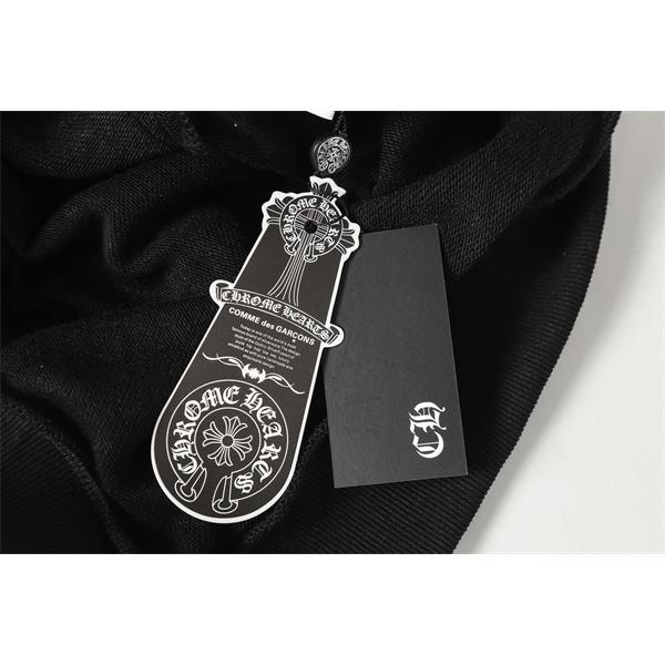 クロムハーツ コピー Chrome Hearts パーカー 人気 ホワイト × ブラック 袖ロゴ クルーネック 上質素材 2025秋冬定番