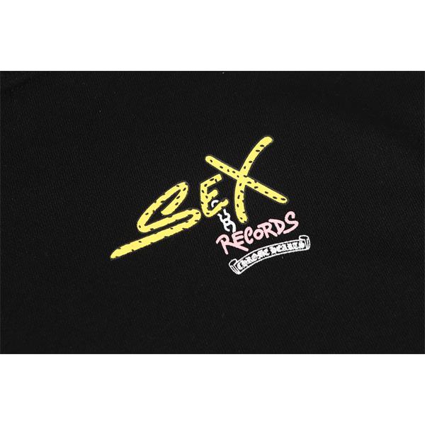  クロムハーツ コピー Chrome Hearts パーカー セール価格 ブラック × イエローロゴ 個性派 防風対策 2025秋冬必須アイテム