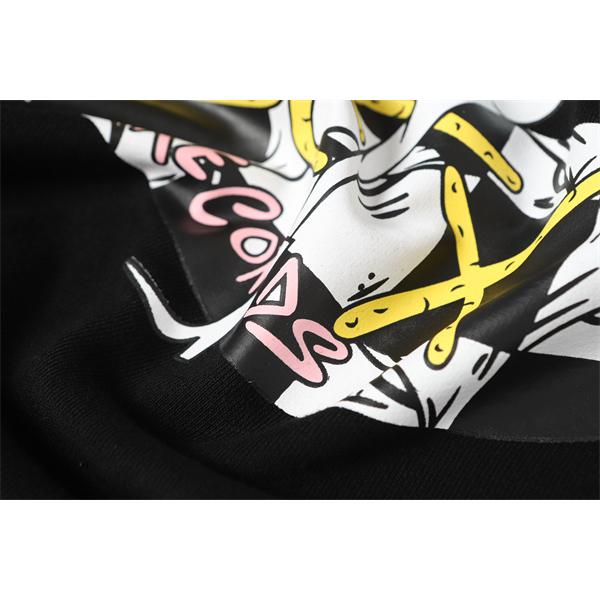  クロムハーツ コピー Chrome Hearts パーカー セール価格 ブラック × イエローロゴ 個性派 防風対策 2025秋冬必須アイテム