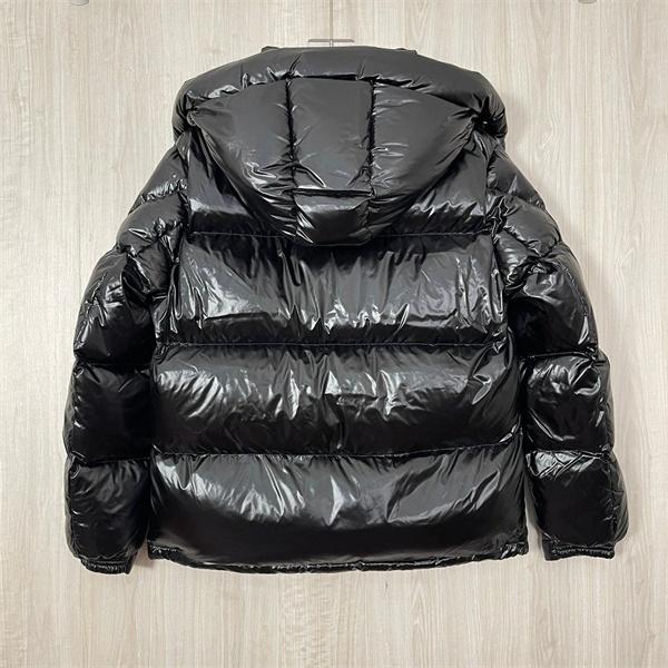 上質素材 2025秋冬必須アイテム ブラック 当店イチオシ 新作 MONCLER モンクレール コピー ダウンジャケット