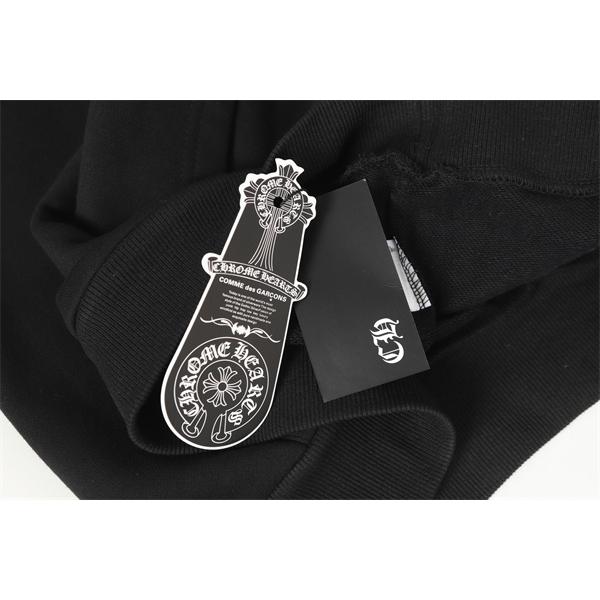 プレミアム感 ブラック ピンクフラワー刺繍 抜群 防寒仕様 2025秋冬定番 クロムハーツ コピー Chrome Hearts パーカー