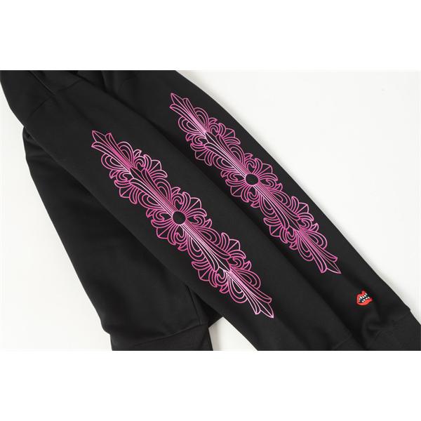 プレミアム感 ブラック ピンクフラワー刺繍 抜群 防寒仕様 2025秋冬定番 クロムハーツ コピー Chrome Hearts パーカー