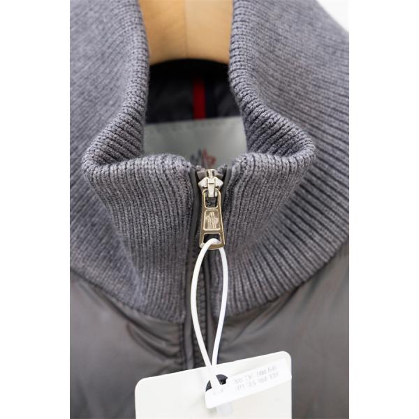 ブラック × ホワイトライン スポーティ高級感 レアデザイン MONCLER 激安 モンクレール コピー ダウンジャケット