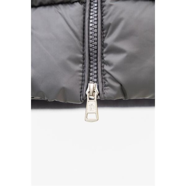 ブラック × ホワイトライン スポーティ高級感 レアデザイン MONCLER 激安 モンクレール コピー ダウンジャケット