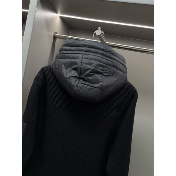 オールブラック 立体スリーブ 切替モード系 冬の注目新作 MONCLER モンクレール スーパーコピー ダウンパーカー